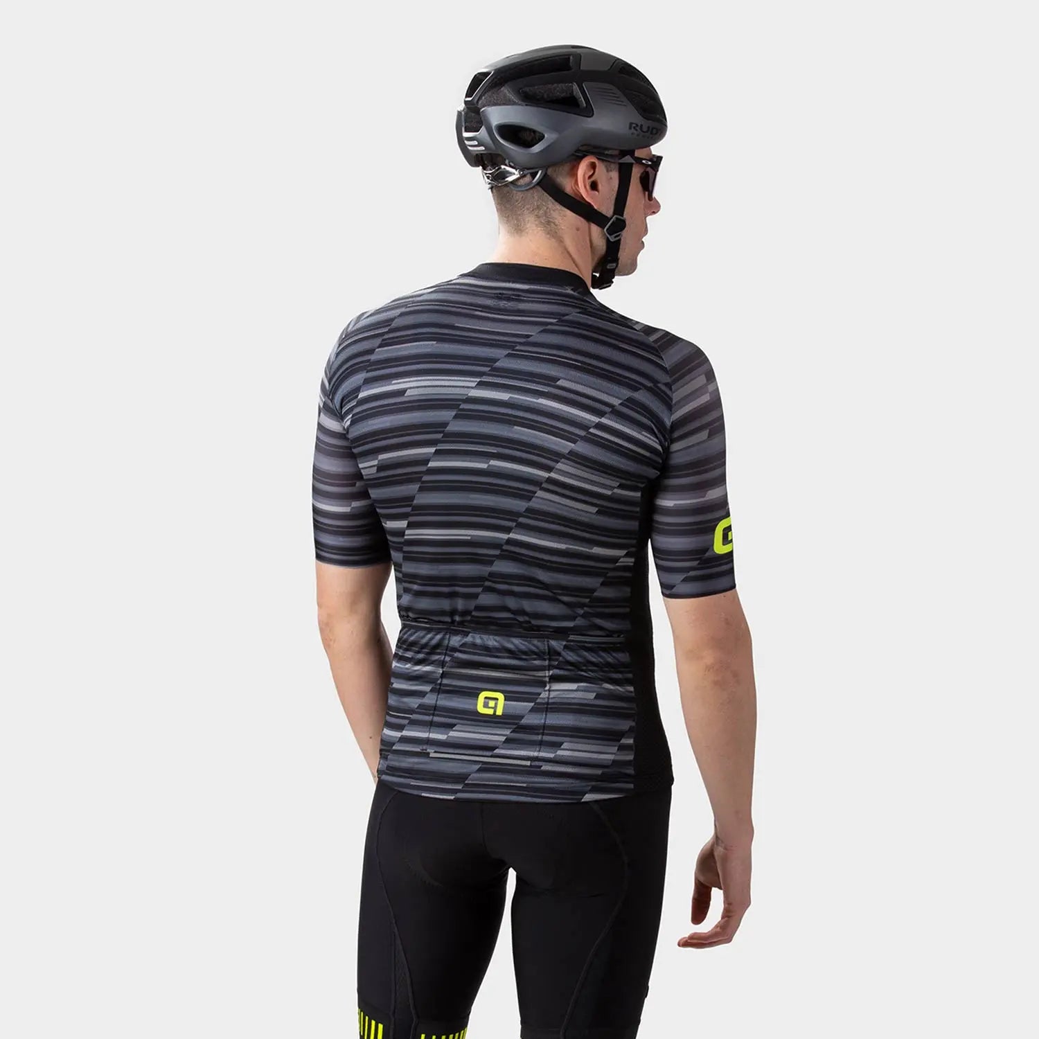Ale Clothing Step Solid Short Sleeves Jersey Black - FREE UK Shipping, FREE 365 Day Returns | Moto Central