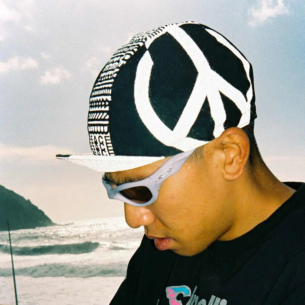 Cinelli Peace Cap Black - FREE UK Shipping, FREE 365 Day Returns | Moto Central