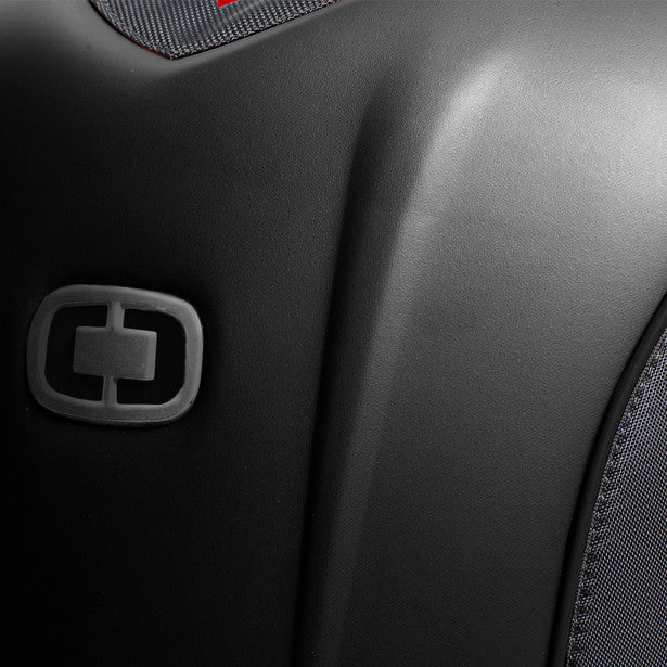 Dainese D Mach Backpack Stealth Black - 22.2 Litres, fastening detail
