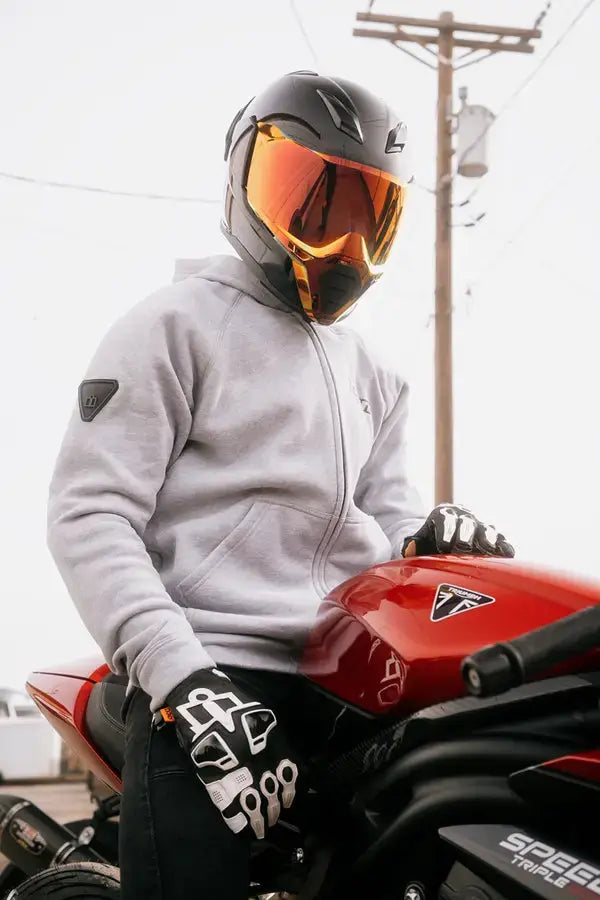 Icon Ultraflite MIPS Gloss Black - FREE UK Shipping, FREE 365 Day Returns | Moto Central