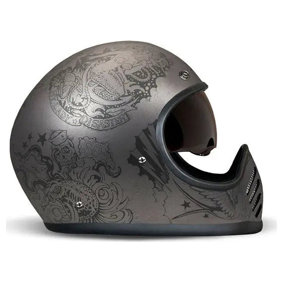 DMD SeventySeven Sailor, right side view