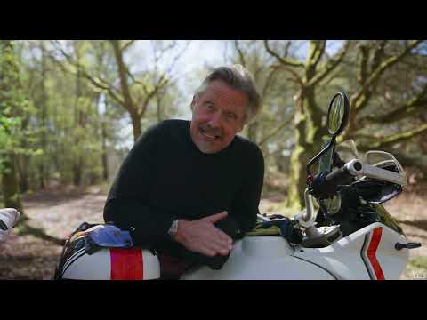 ZeroFit Ultimate Heatrub Winter Long Sleeves Base Layer T-Shirt White FREE UK Delivery, FREE 365 Day Returns | Moto Central