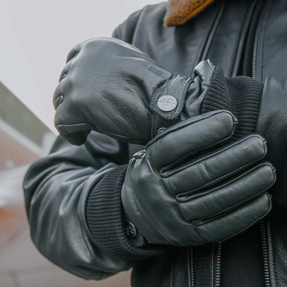 Spada Injector CE Leather Gloves Black FREE UK Delivery, FREE 365 Day Returns | Moto Central