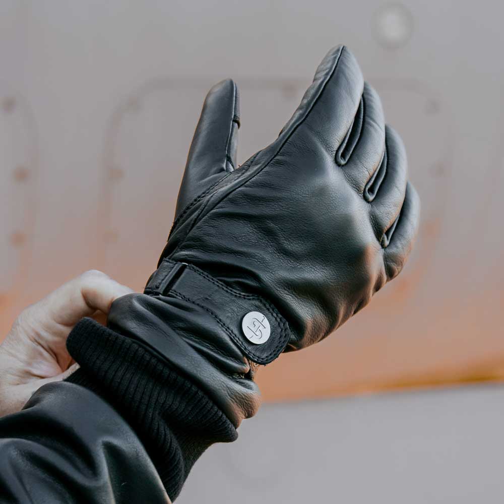 Spada Injector CE Leather Gloves Black FREE UK Delivery, FREE 365 Day Returns | Moto Central