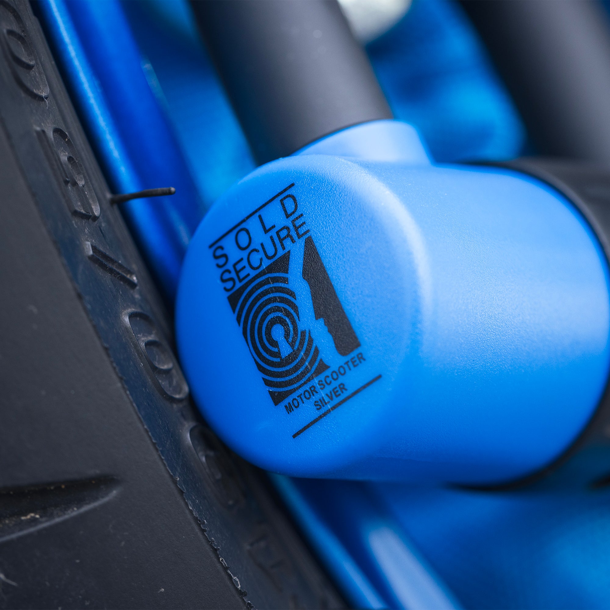 Oxford HD Chain Lock Blue - 9.3mm x 1.5m