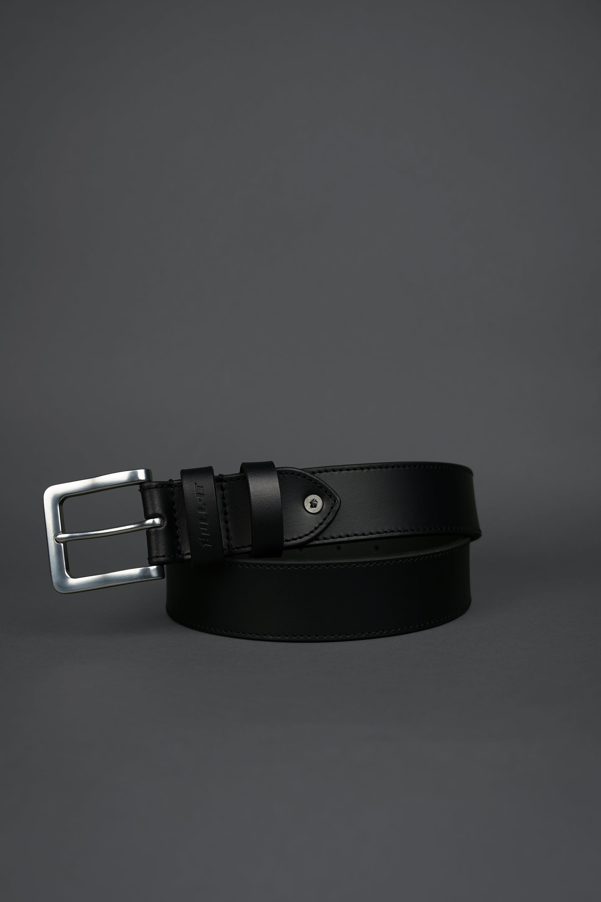 Bull-it Leather Belt Black – black leather belt with metal buckle
