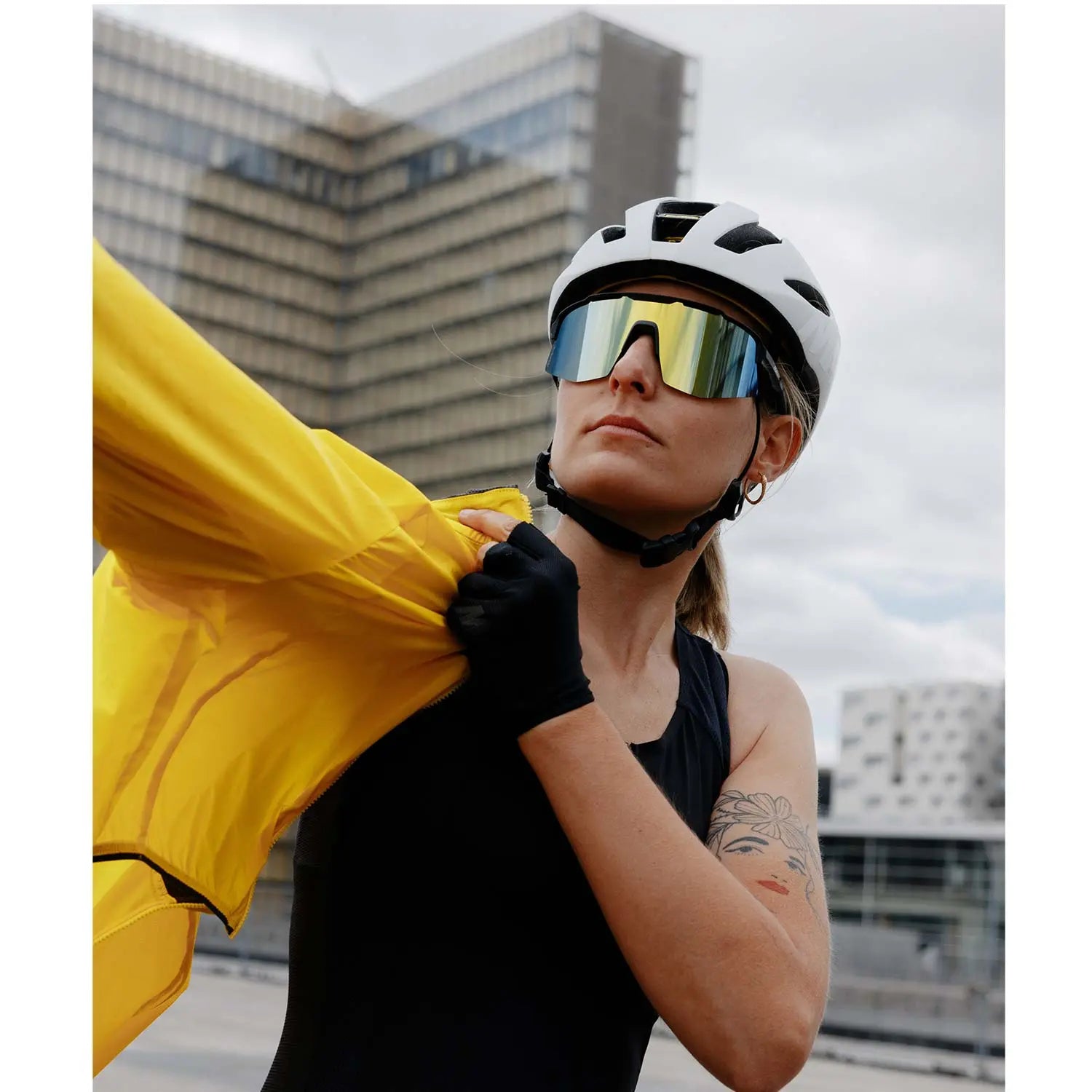 Mavic MVS Shield Cat 3 Sunglasses Gold / Blue - FREE UK Shipping, FREE 365 Day Returns | Moto Central
