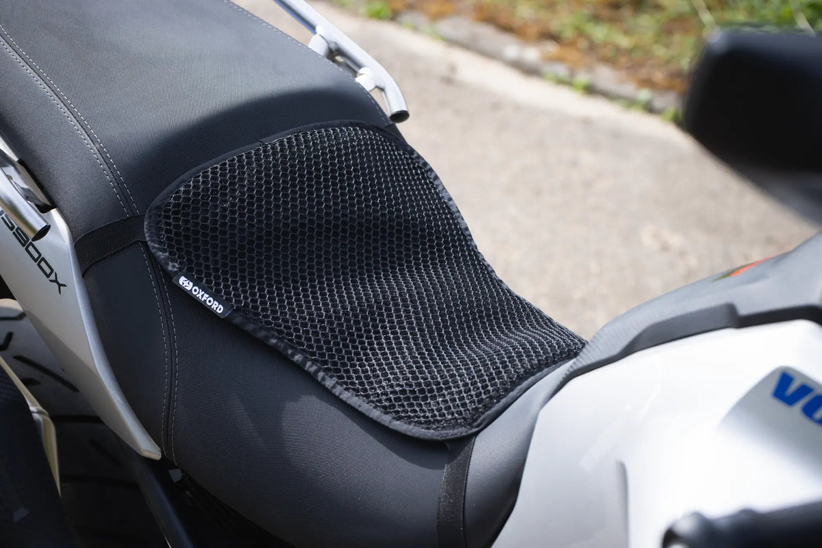 Oxford Cool Seat 2.0 Street & Sport Black FREE UK Delivery, FREE 365 Day Returns | Moto Central