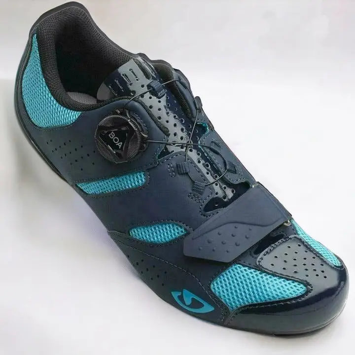 Giro Savix Ladies Road Cycling Shoes 2019 Midnight / Iceberg - FREE UK Shipping, FREE 365 Day Returns | Moto Central