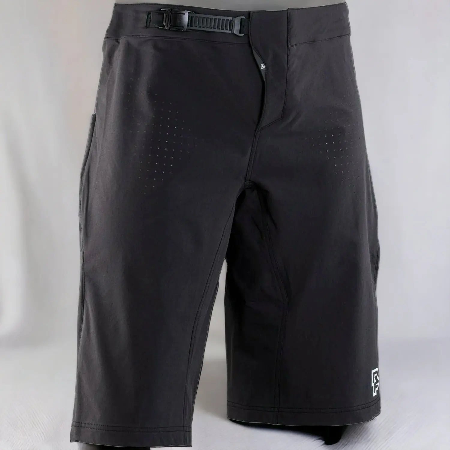 Race Face Ruxton Shorts Black - FREE UK Shipping, FREE 365 Day Returns | Moto Central