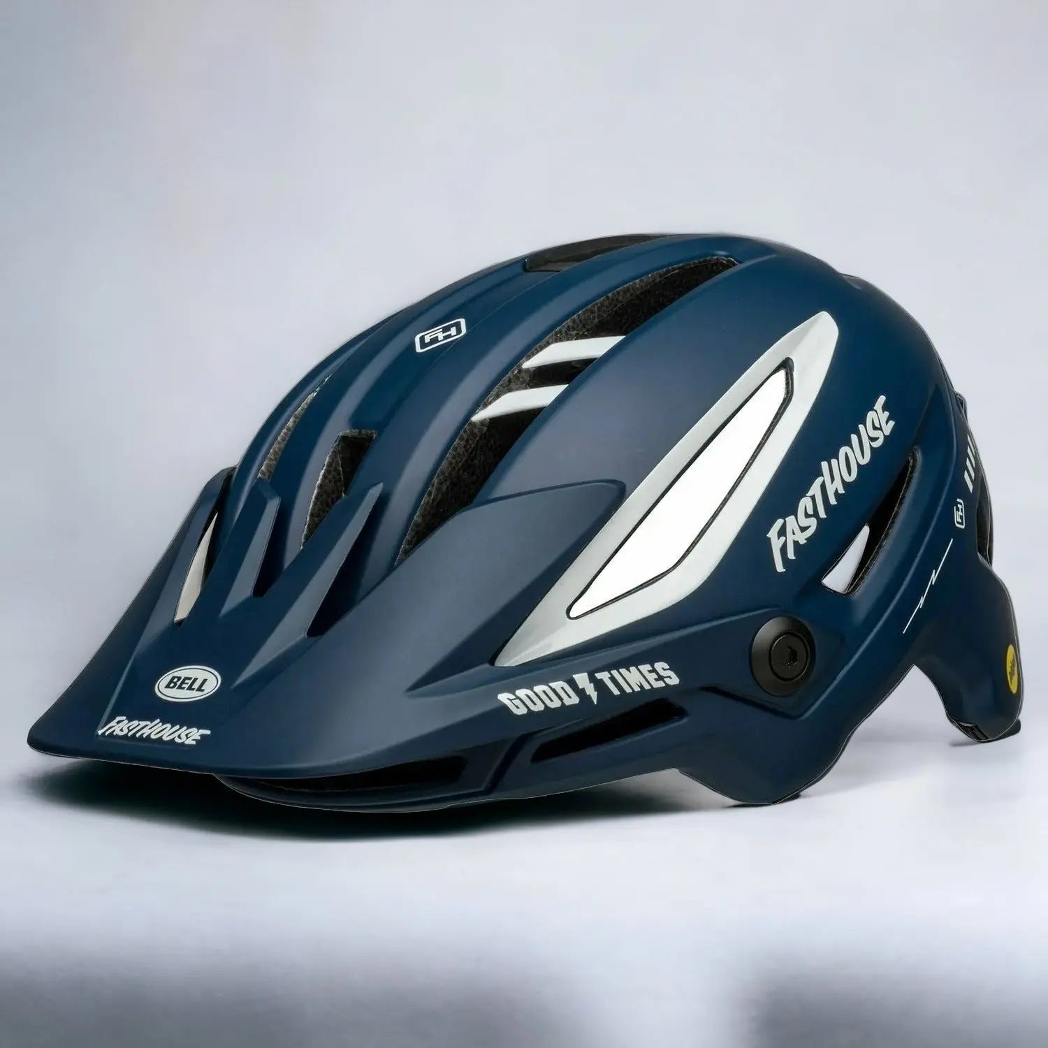 Bell Sixer MIPS MTB Helmet Matt Black - FREE UK Shipping, FREE 365 Day Returns | Moto Central