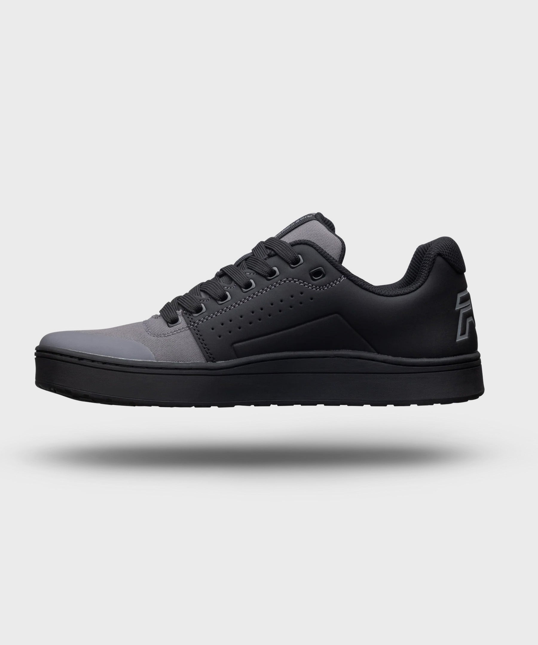 Ride Concepts Livewire Cycle Shoes Charcoal - FREE UK Shipping, FREE 365 Day Returns | Moto Central