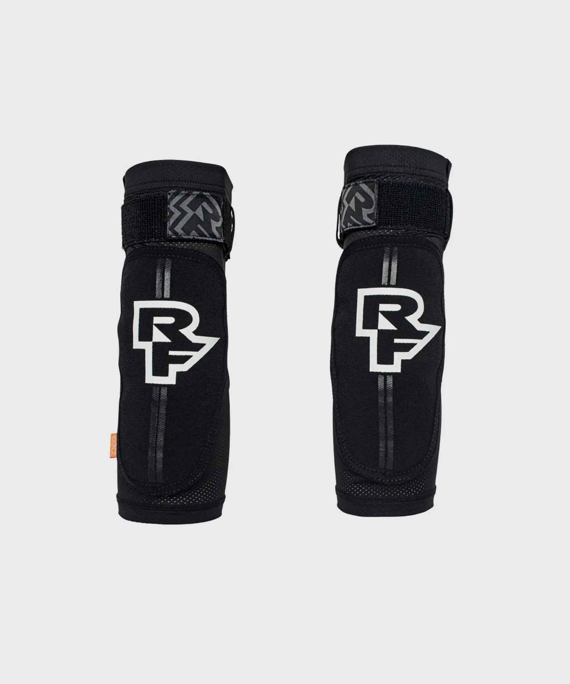 Race Face Indy Cycle Elbow Guard Stealth - FREE UK Shipping, FREE 365 Day Returns | Moto Central