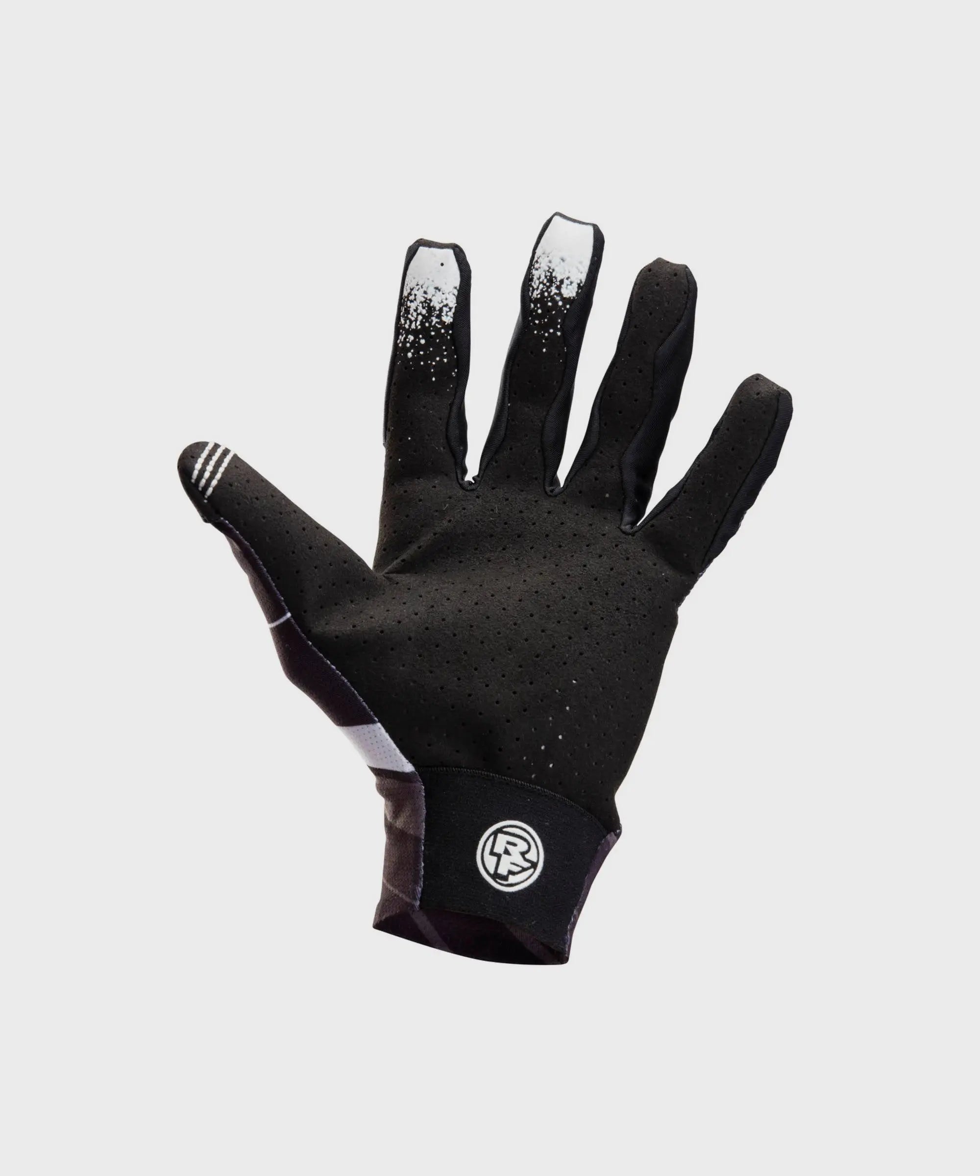 Race Face Indy Cycle Gloves Black / White - FREE UK Shipping, FREE 365 Day Returns | Moto Central