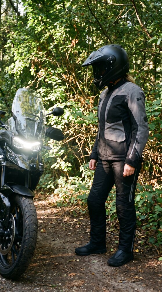 Richa Vision Ladies Gore-Tex Jacket Black - additional view 2