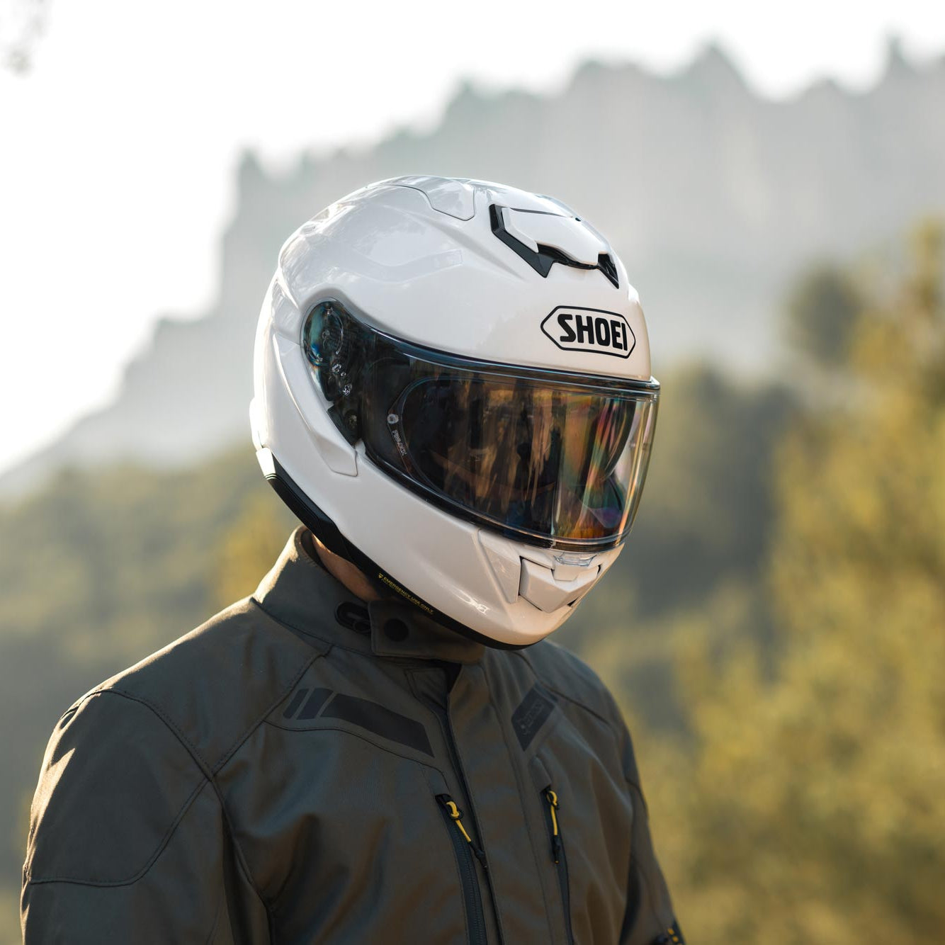 Shoei GT-Air 3 SMART White FREE UK Delivery, FREE 365 Day Returns | Moto Central