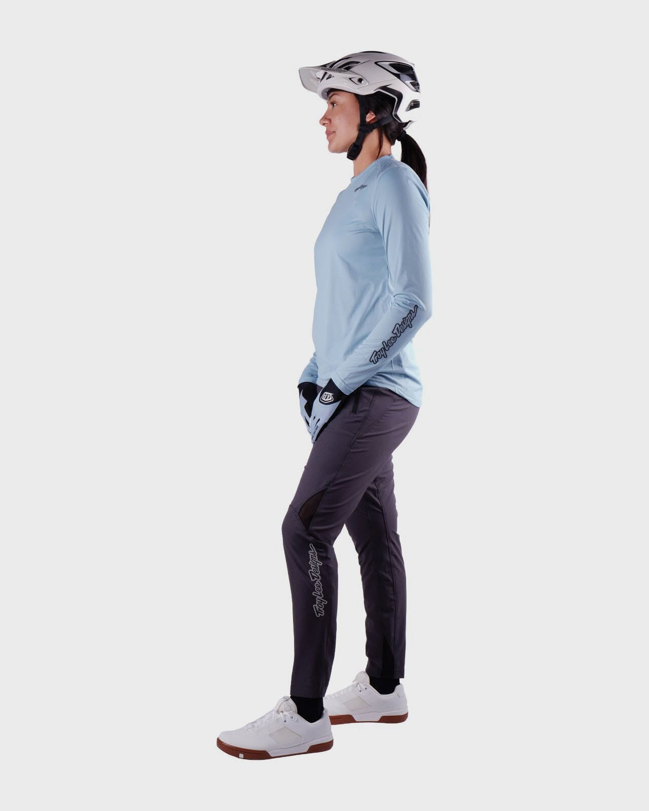Troy Lee Designs Lilium Pro Ladies Cycle Trouser Mono Carbon - FREE UK Shipping, FREE 365 Day Returns | Moto Central