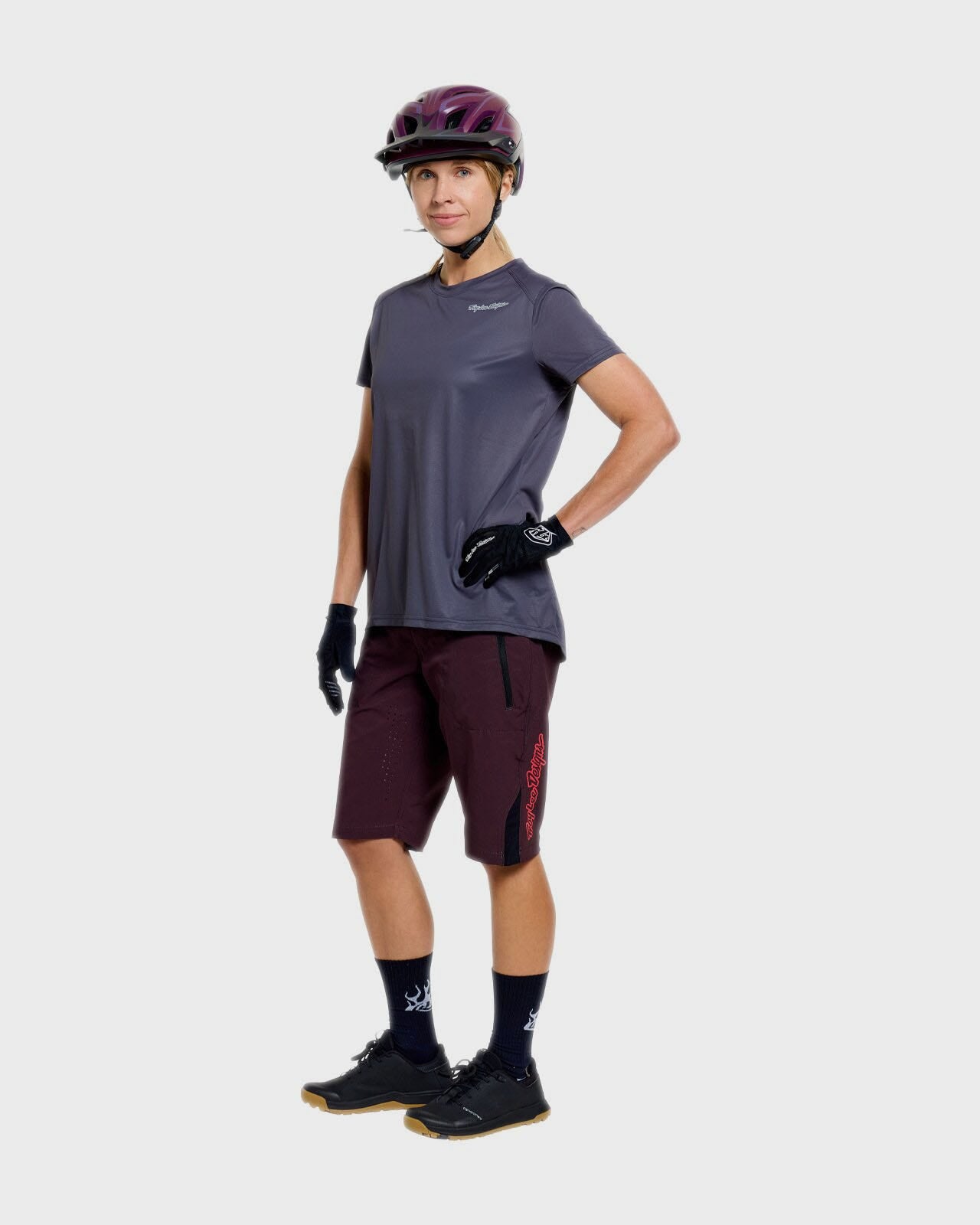 Troy Lee Designs Lilium Pro Short Sleeves Ladies Cycle Jersey Mono Carbon - FREE UK Shipping, FREE 365 Day Returns | Moto Central