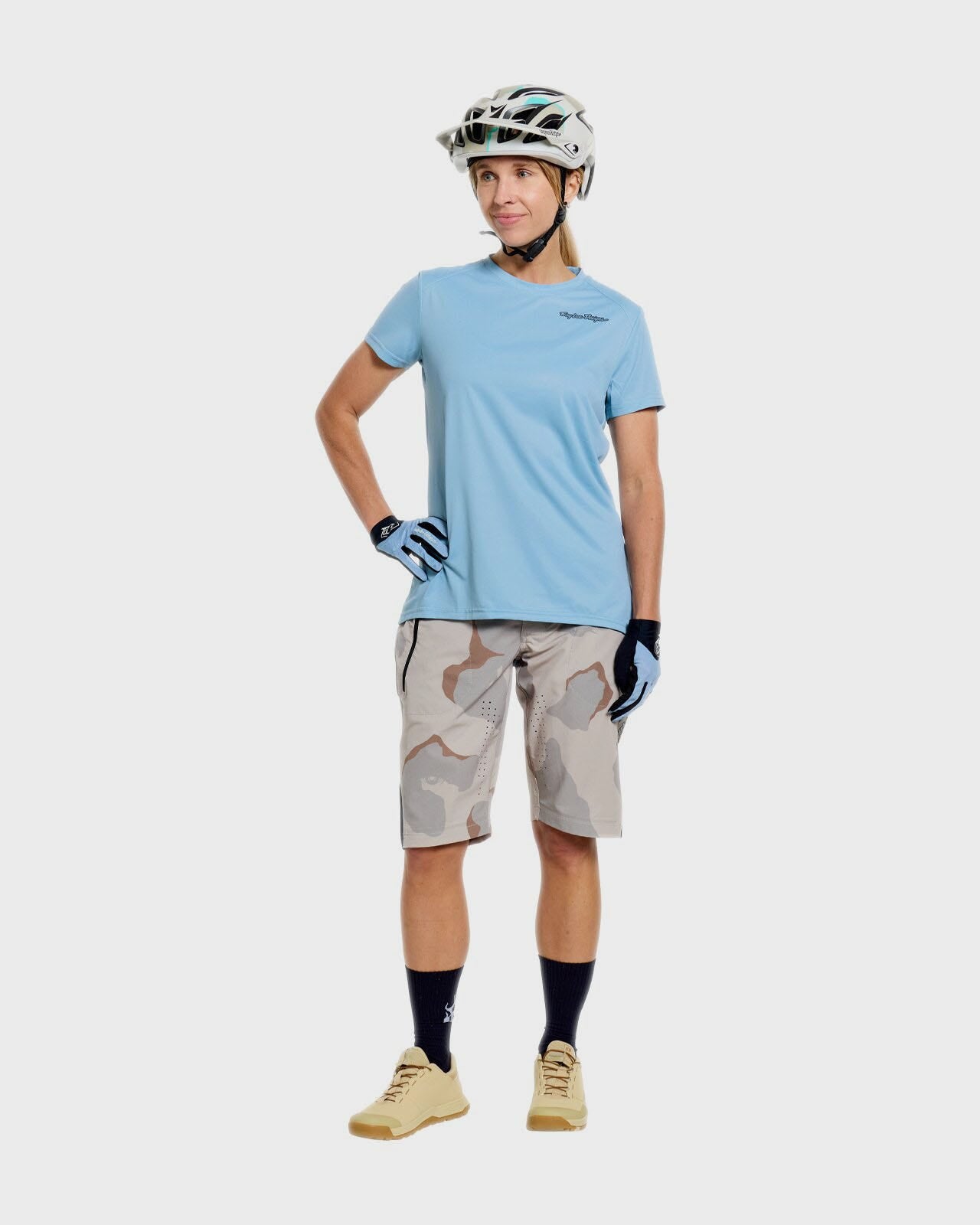 Troy Lee Designs Lilium Pro Short Sleeves Ladies Cycle Jersey Mono Dawn Blue - FREE UK Shipping, FREE 365 Day Returns | Moto Central
