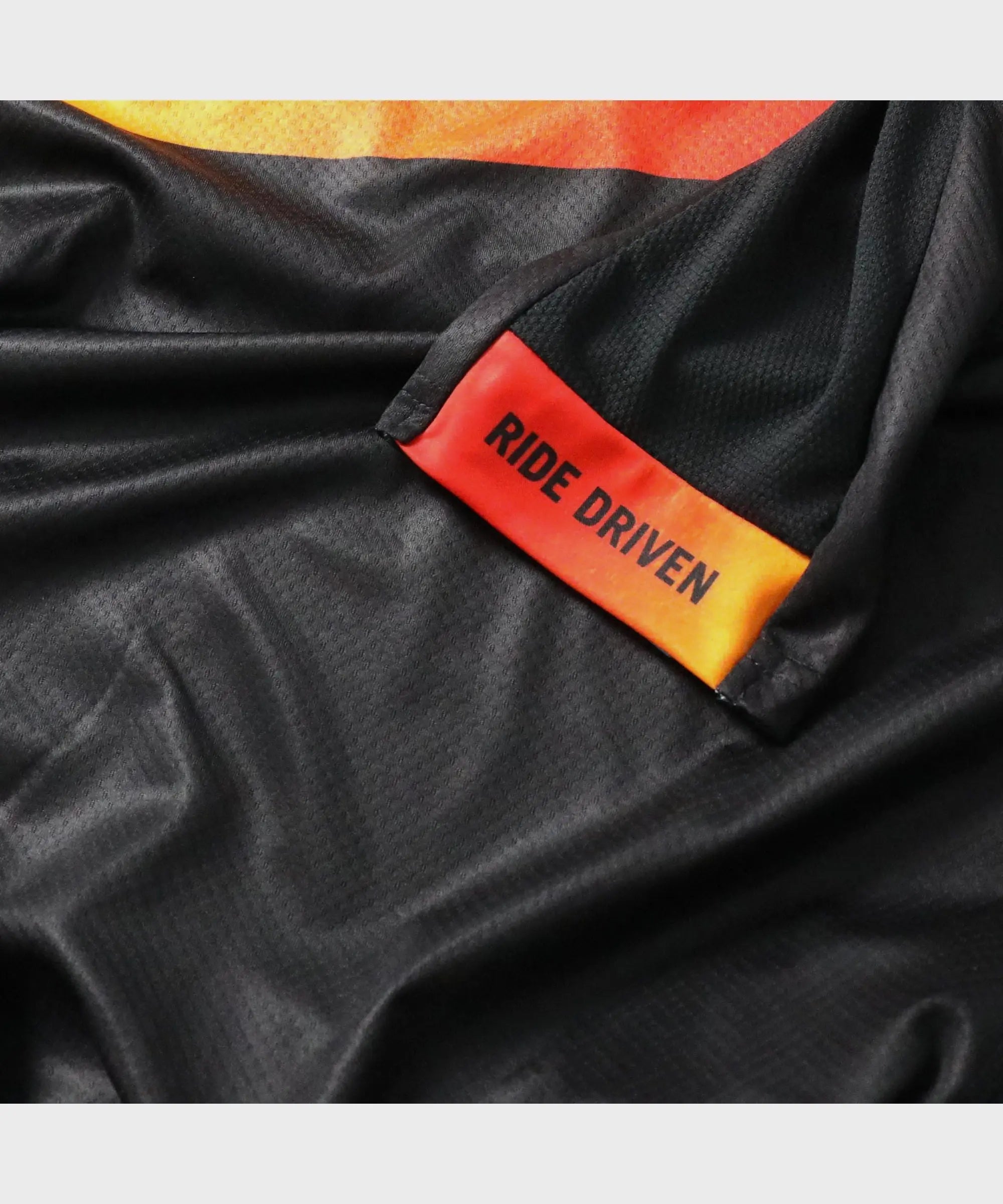 Yeti Enduro Cycle Jersey Black / Inferno - FREE UK Shipping, FREE 365 Day Returns | Moto Central