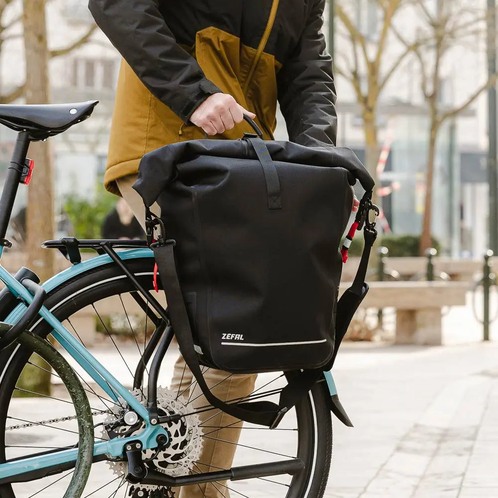 Zefal Z Traveller S30 Pannier Bag - 30 L - FREE UK Shipping, FREE 365 Day Returns | Moto Central