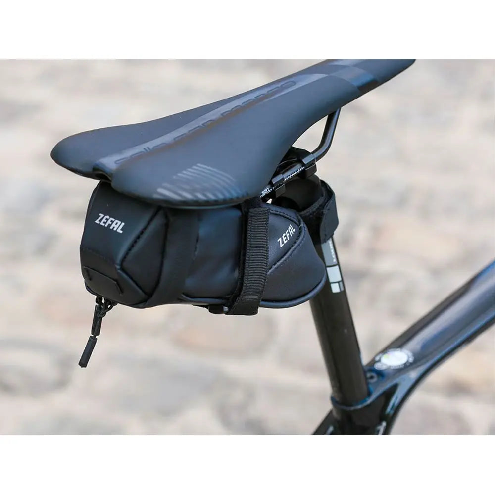 Zefal Iron Pack 2 Dual Strap Backpack Black - S  - FREE UK Shipping, FREE 365 Day Returns | Moto Central