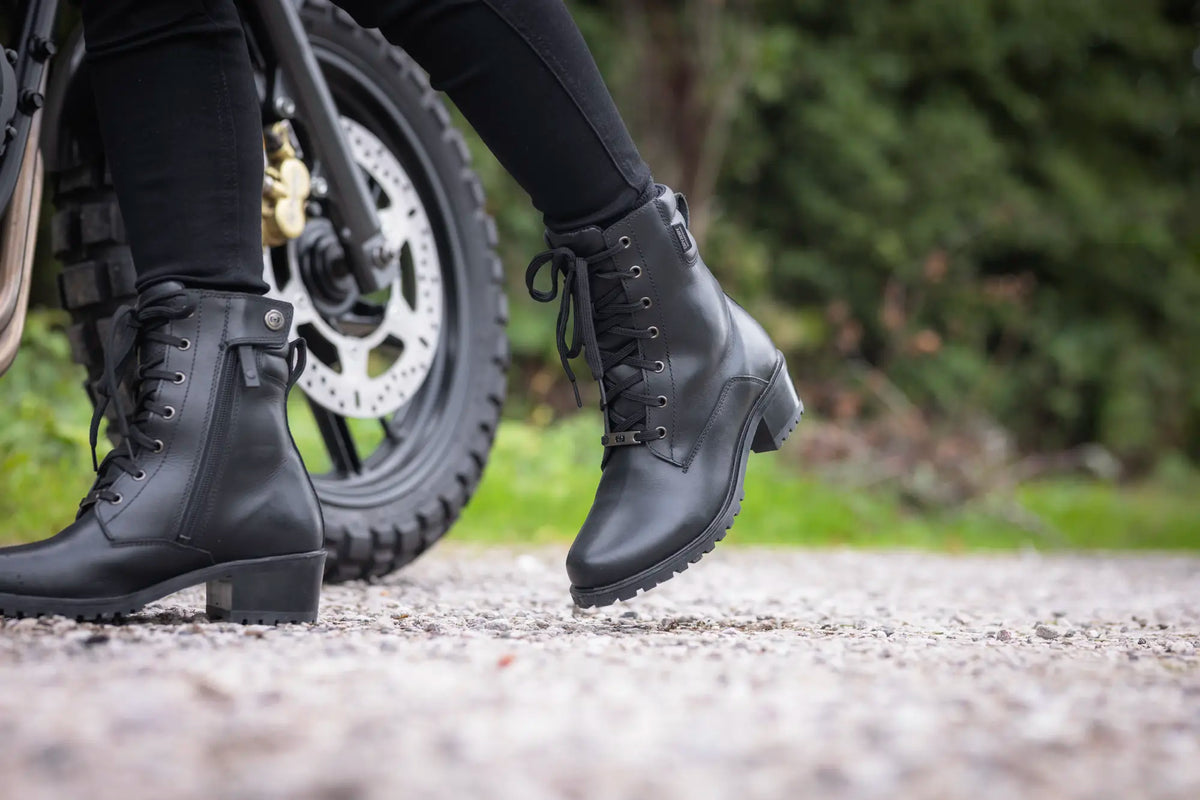 Oxford Lily Dry2Dry Ladies Boots Black FREE UK Delivery, FREE 365 Day Returns | Moto Central